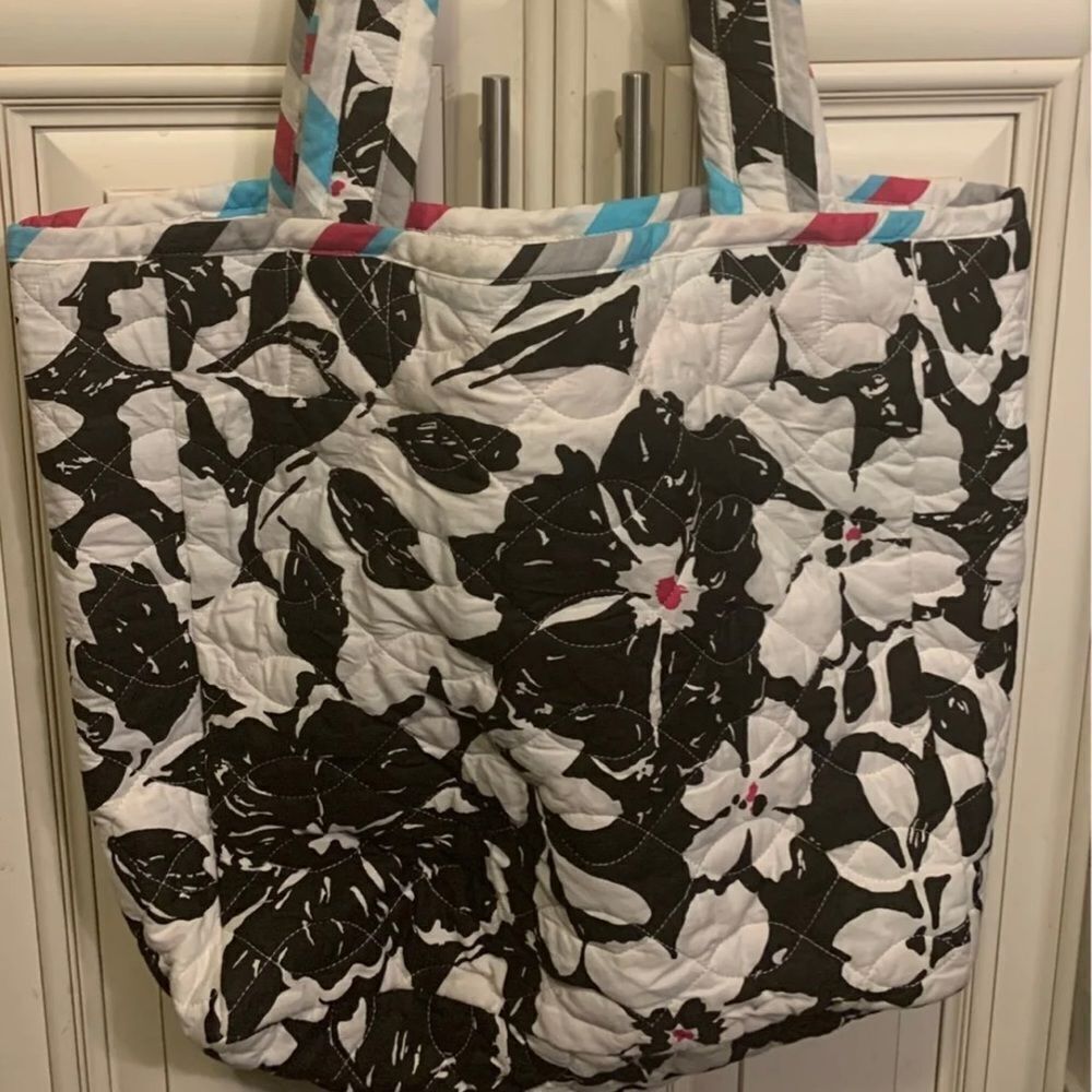 Floral Fabric Handbag Beautiful dressy Shoulder Handbag Made in Pakistani